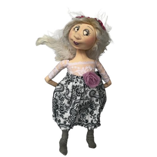 Tina, Sitting Standing Dolls  Splash Quilting