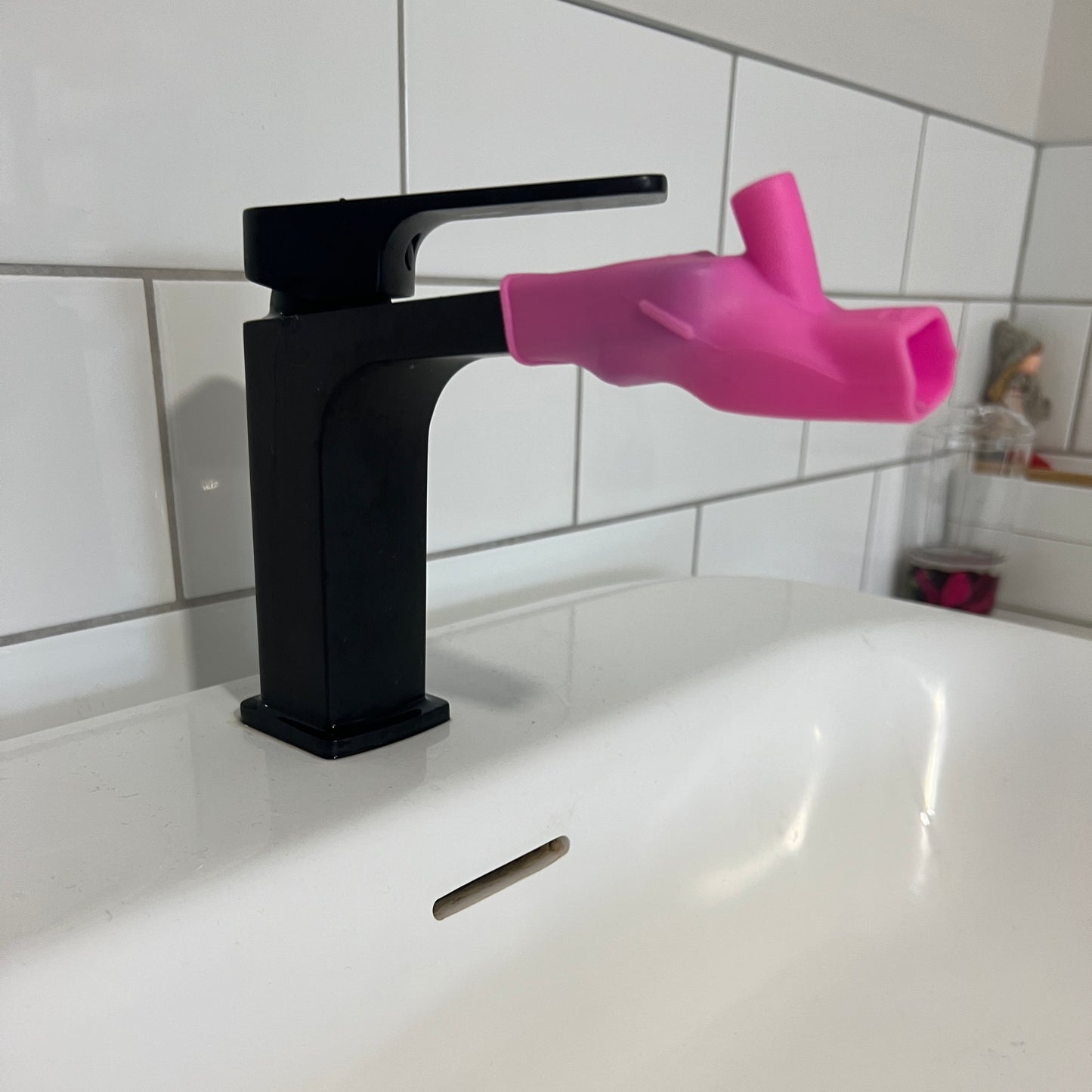 Bathroom Tap Water Extender — Silicone