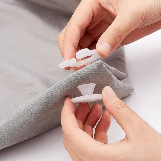 Duvet Clips — 4 Pack