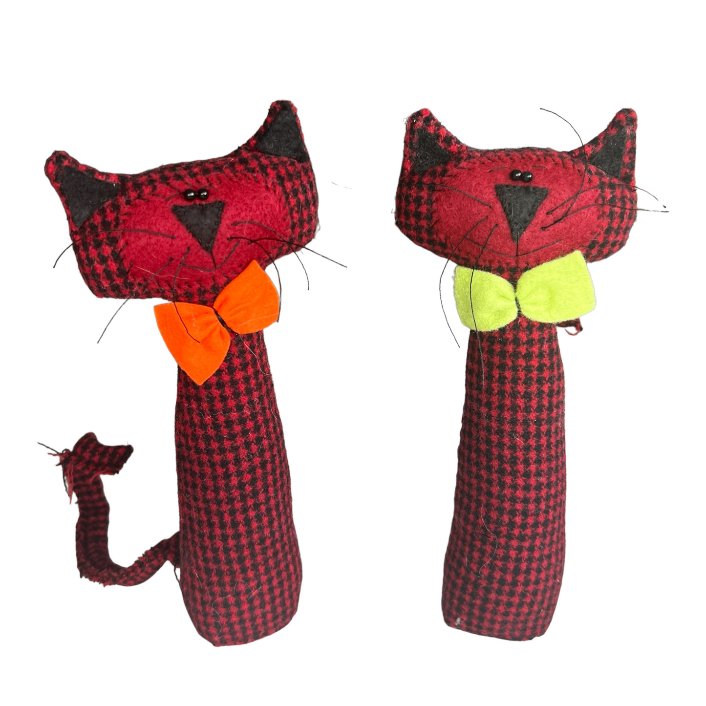 Standing Cats  Splash Quilting Red Tartan  